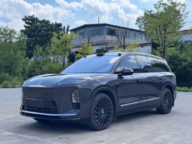 NIO ES8 2025 Model 6-Seat Executive Luxury Edition