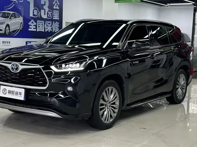 Toyota Highlander 2023 2.5L Smart Hybrid Dual Engine AWD Premium 7-Seater
