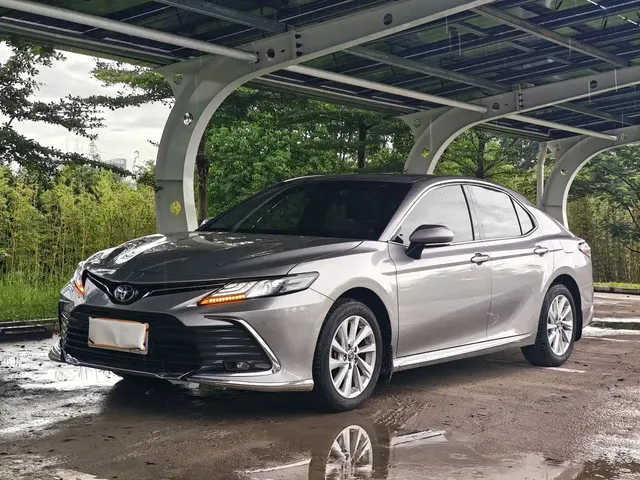 Toyota Camry 2023 2.0G Luxury Edition