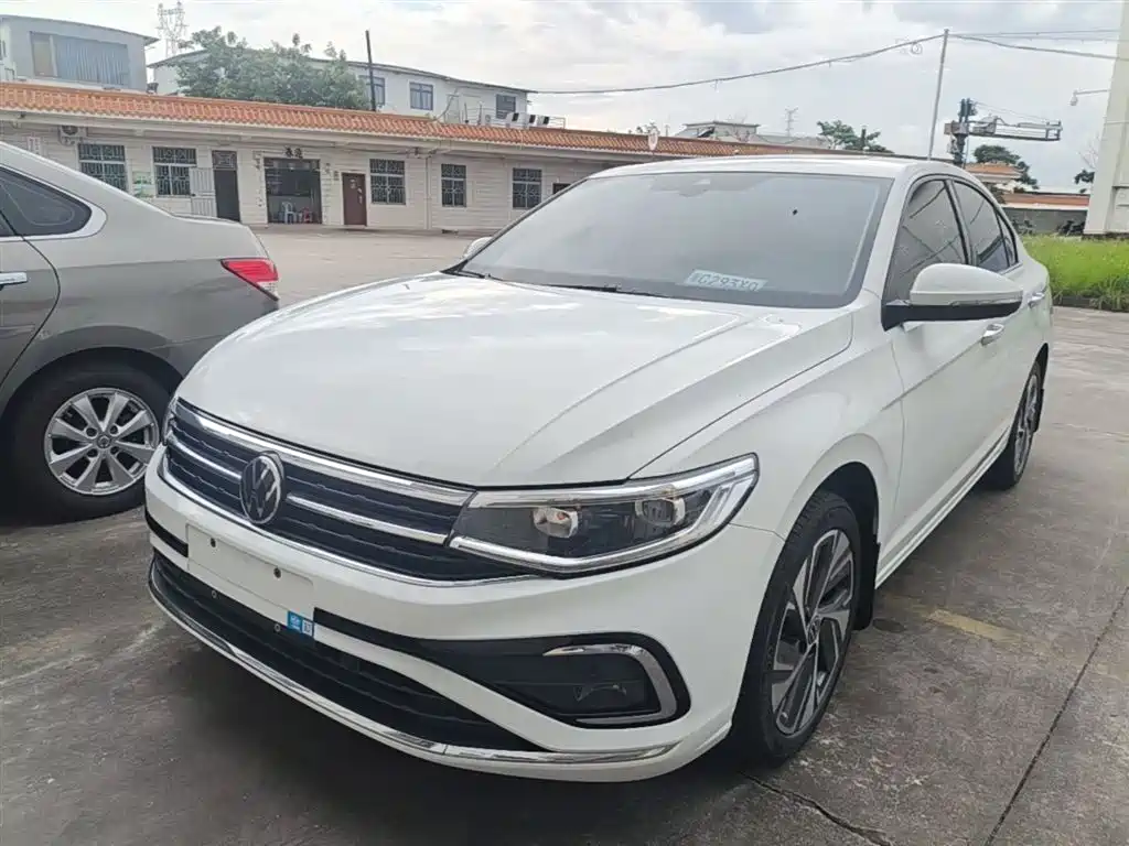 Volkswagen Bora 2025 300TSI DSG Premium Ride Edition