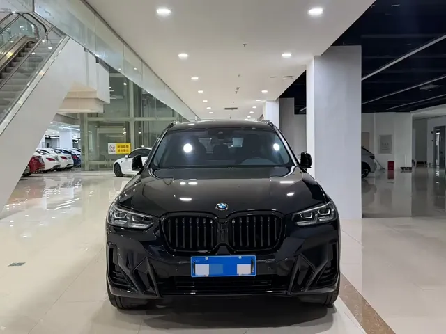 BMW X3 2023 xDrive30i Leading M Night Package