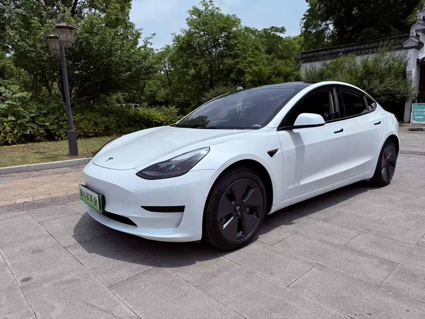 Tesla Model 3 2023 Rear-Wheel Drive