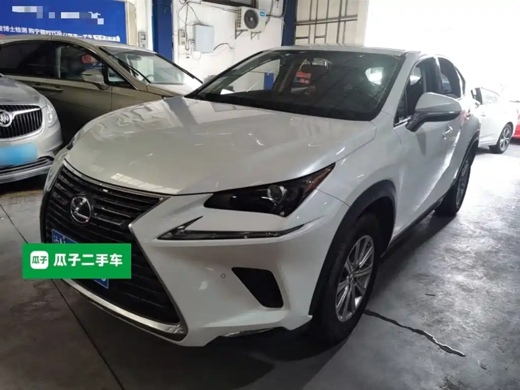Lexus NX 2020 200 FWD Sharp Edition China VI