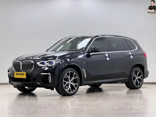 BMW X5 2022 Model xDrive 40Li M Sport Package