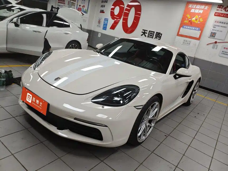Porsche 718 2020 Cayman 2.0T