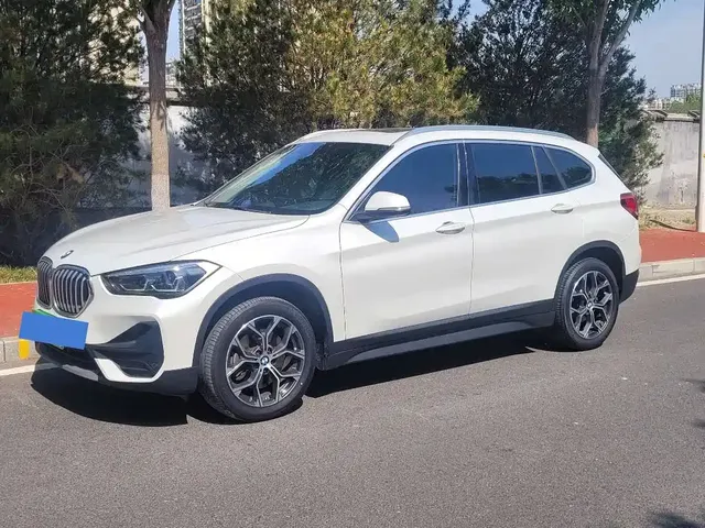 BMW X1 2021 sDrive25Li Leading