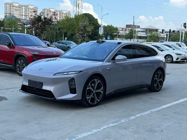 NIO ET5T 2025 75kWh Touring