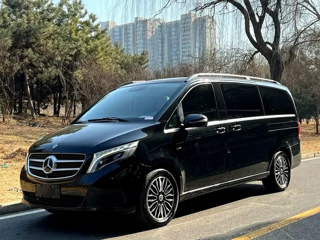 Mercedes-Benz V-Class 2017 Model V 260 Premium Edition