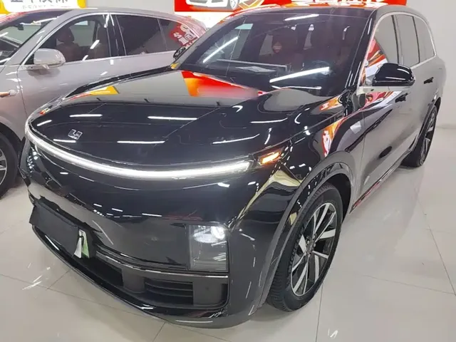 Li Auto Li L8 2023 Pro