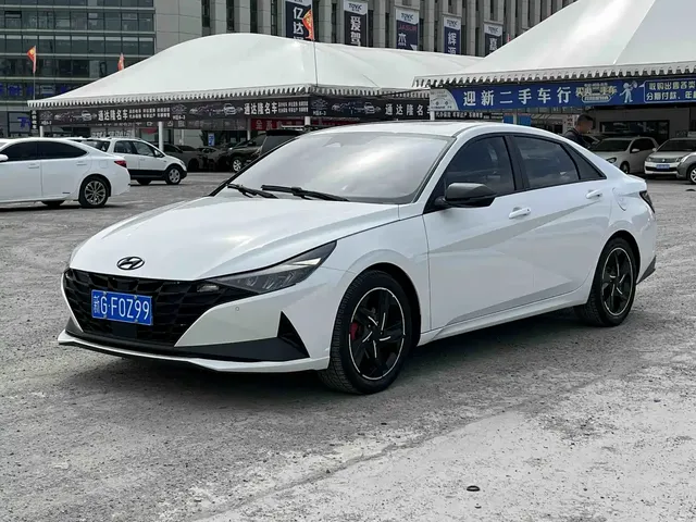 Hyundai Elantra 2022 1.5L CVT 20th Anniversary Edition