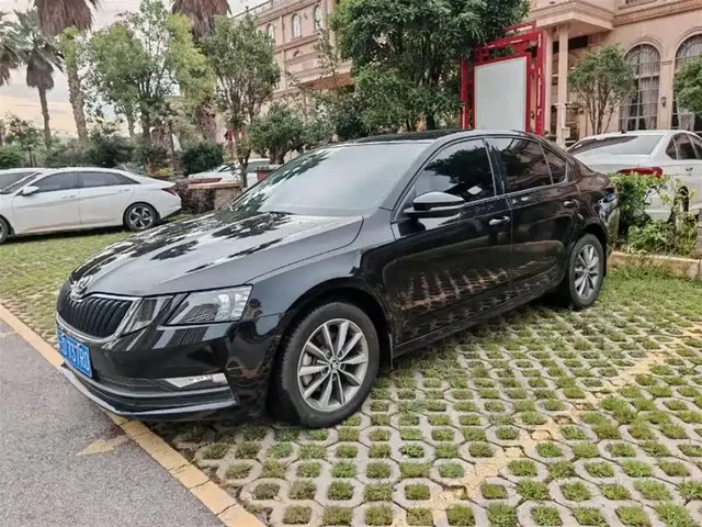 Škoda Octavia 2020 1.5L Manual Standard Edition