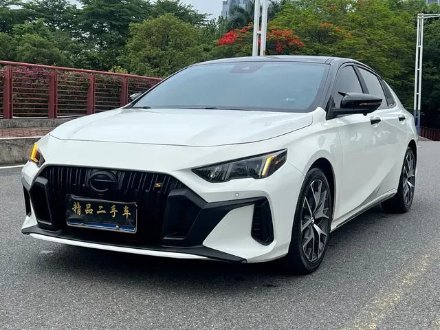 GAC Trumpchi Emkoo 2023 270T DCT J15 Edition