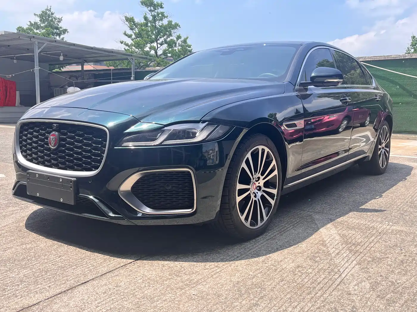 Jaguar XFL 2025 2.0T P250 FWD Luxury Edition