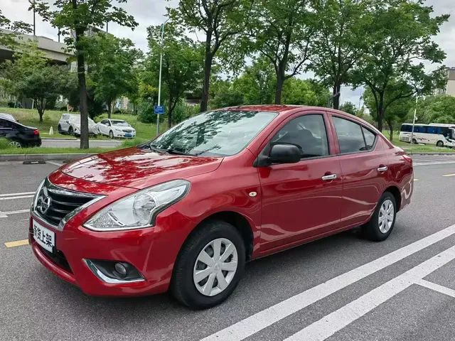Nissan Sunny 2016 1.5XE CVT Leading Edition