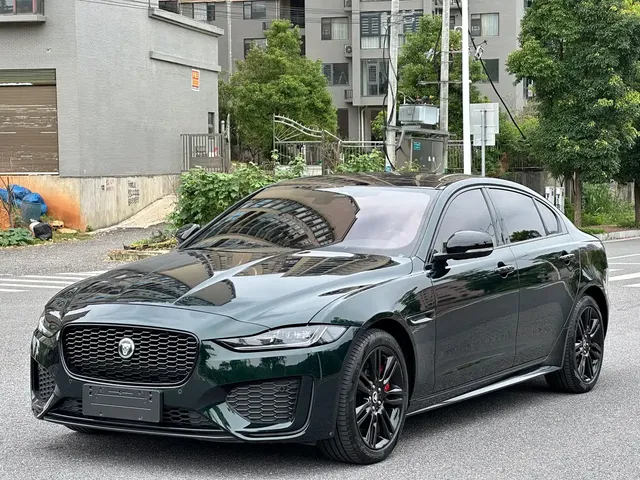 Jaguar XEL 2025 2.0T 250PS R-DYNAMIC 90th Anniversary Edition