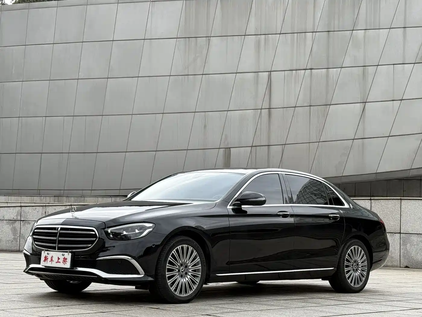 Mercedes-Benz E-Class 2022 E 300 L Luxury