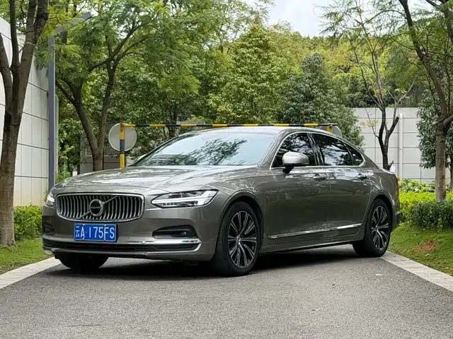 Volvo S90 2021 Model B5 Inscription Luxury Edition