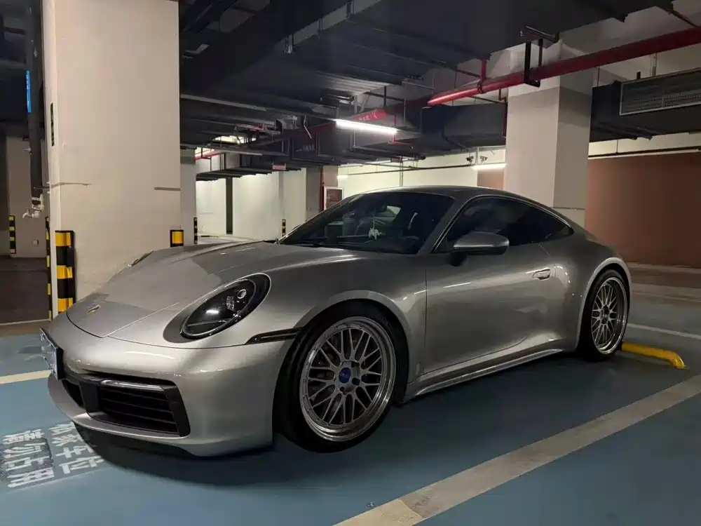 Porsche 911 2022 Carrera 3.0T