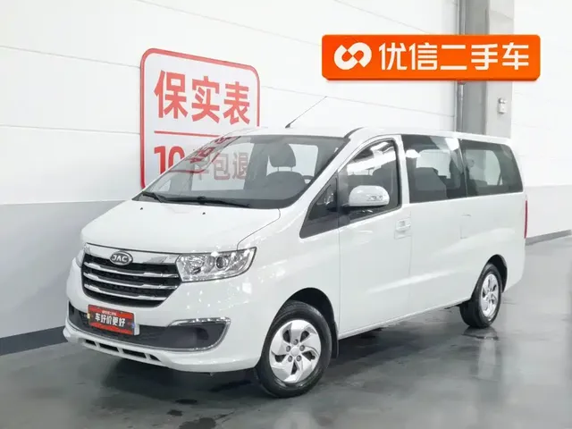 JAC Refine M3 2023 PLUS 1.8L Elite 7/8-seater
