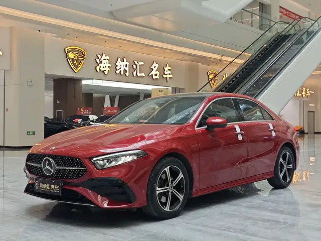 Mercedes-Benz A-Class 2023 A 200 L Fashion