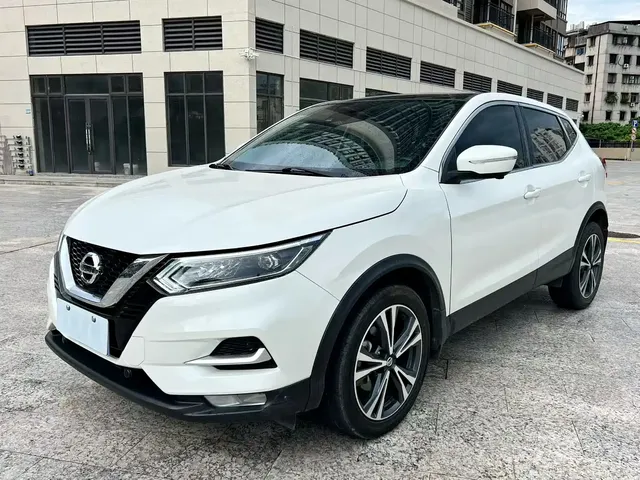 Nissan Qashqai 2021 2.0L CVT Luxury Version