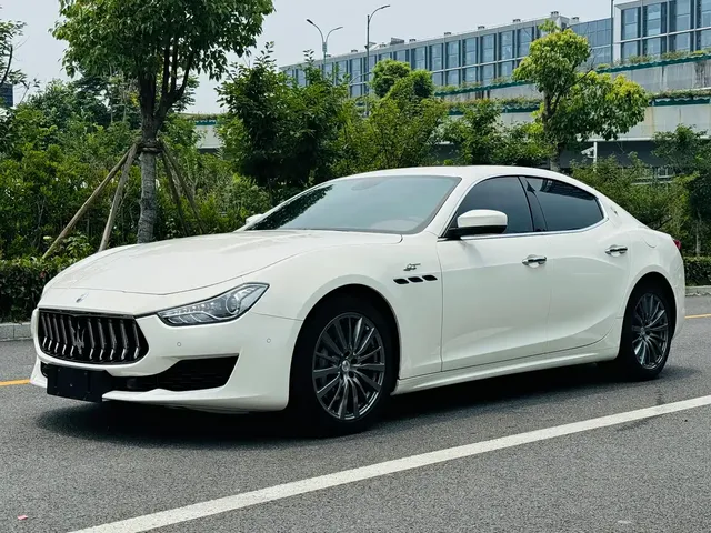 Maserati Ghibli 2022 2.0T GT Edge Edition