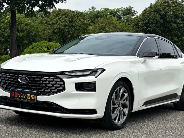 Ford Mondeo 2022 Facelift EcoBoost 245 Premium