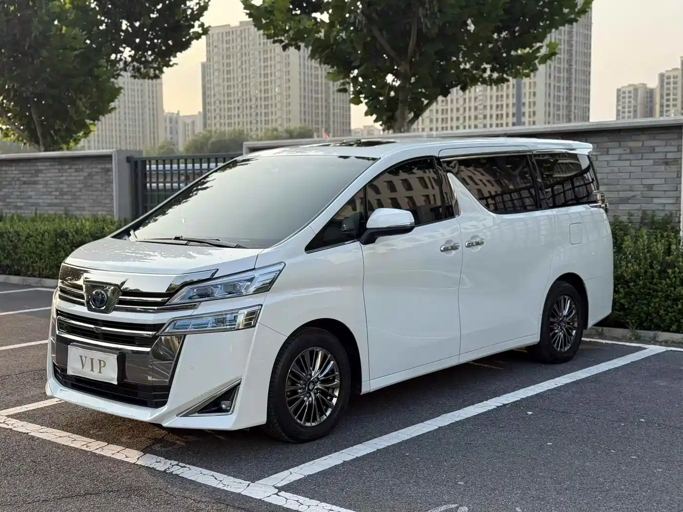 Toyota Vellfire 2021 Crown Hybrid 2.5L HV Premium Edition