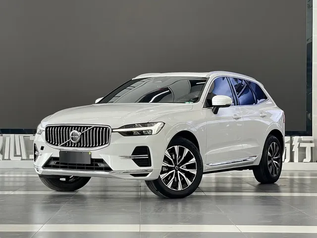 Volvo XC60 2022 B5 AWD Inscription