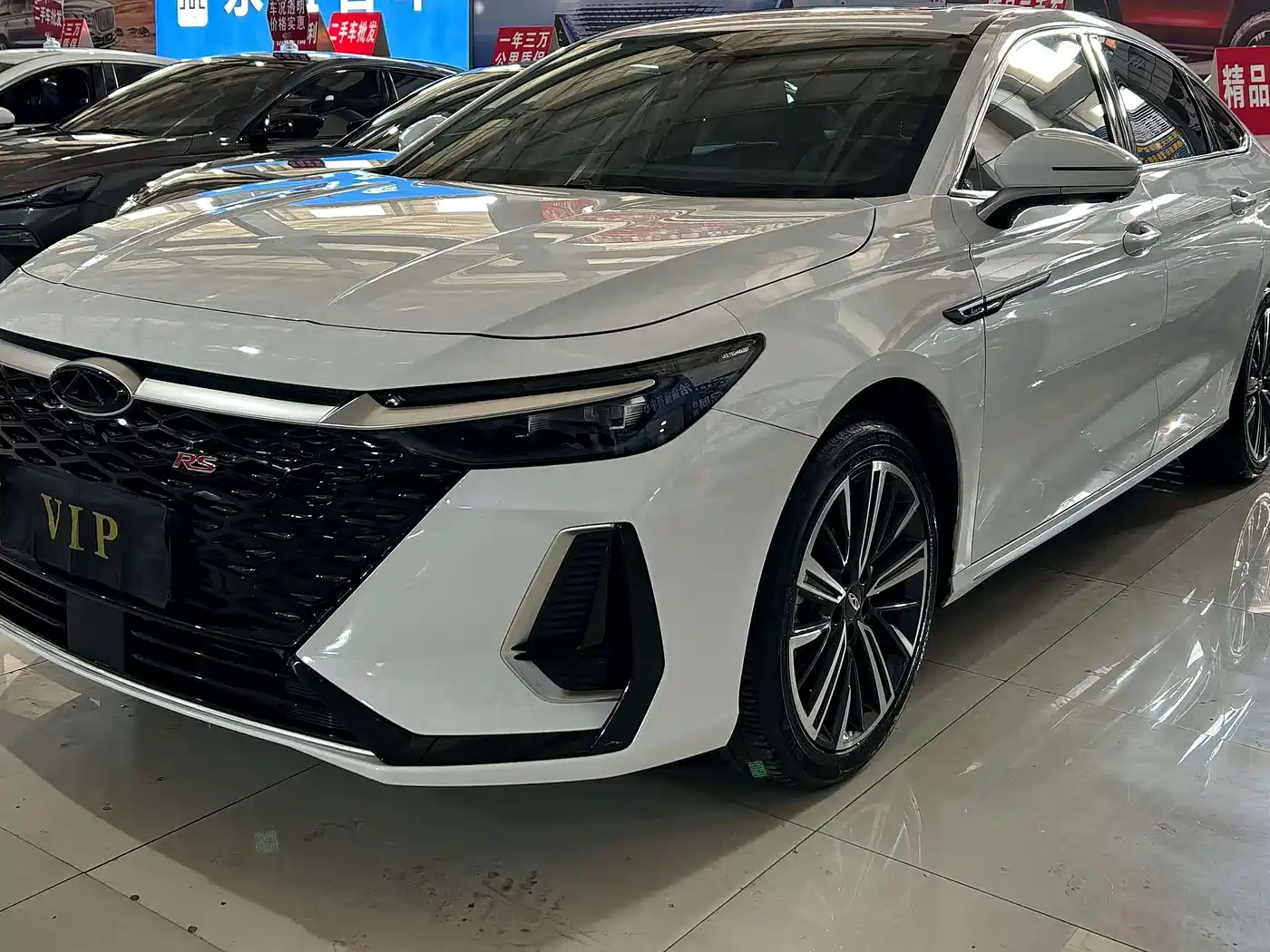 Chery Arrizo 8 2022 1.6T DCT Yi