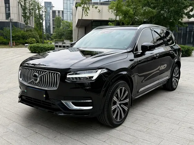 Volvo XC90 2022 B5 Smart Luxury Edition 5-seater
