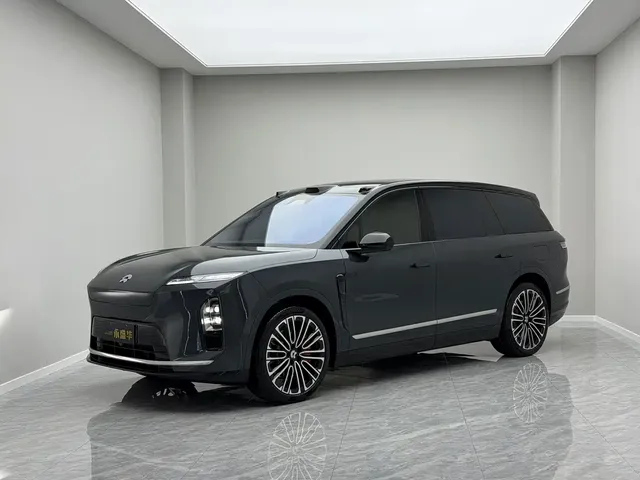NIO ES8 2025 Base Model