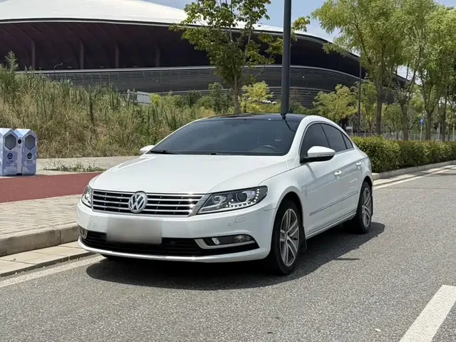 Volkswagen FAW-Volkswagen CC 2018 1.8TSI Premium