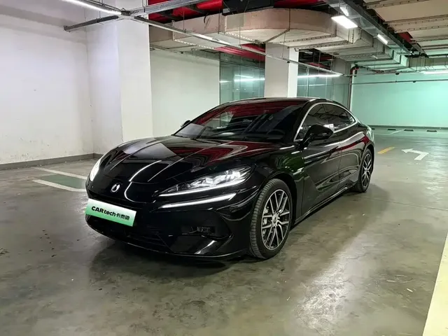 Denza Z9 2024 Model 1100km AWD Max Edition