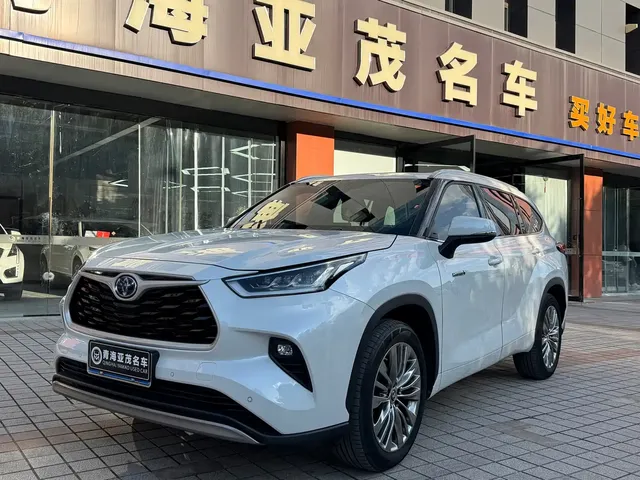 Toyota Highlander 2023 2.5L Smart Hybrid Dual Engine AWD Premium 7-Seater