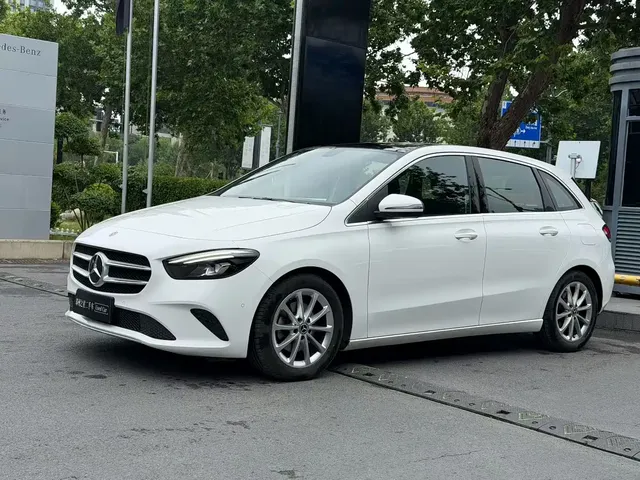 Mercedes-Benz B-Class 2021 B 200 Fashion