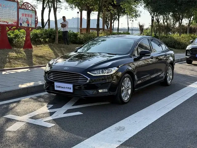 Ford Mondeo 2020 EcoBoost 180 Fashion