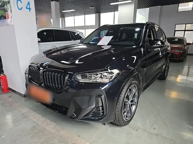 BMW X3 2023 xDrive30i Leading M Night Package