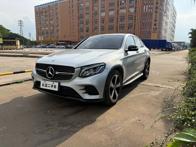 Mercedes-Benz GLC Coupe 2018 GLC 200 4MATIC Coupe SUV