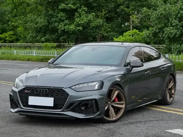 Audi RS 5 2022 RS 5 2.9T Sportback Dark Gold Edition