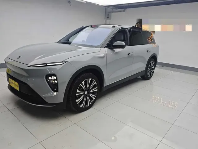 NIO ES8 2023 75kWh