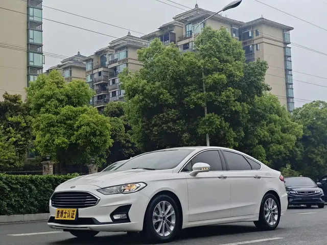 Ford Mondeo 2020 EcoBoost 180 Fashion