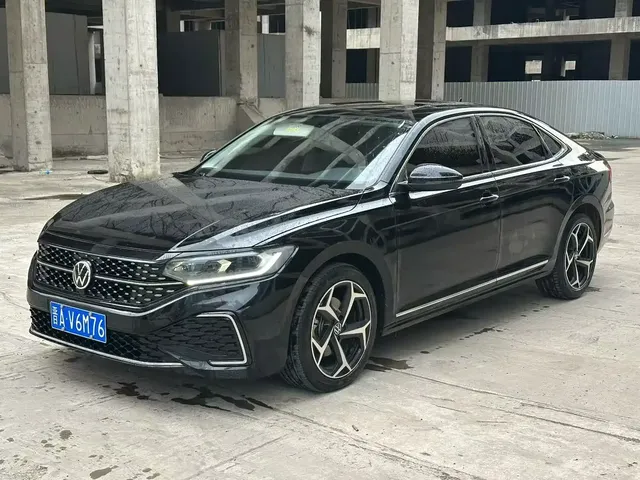 Volkswagen Passat 2024 330TSI Starlight Elite Edition