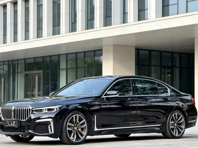 BMW 7 Series 2018 740Li xDrive Premium Type M Sport Package