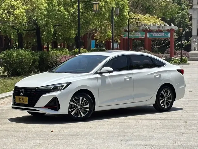 Changan Eado 2023 Enjoy Edition PLUS Blue Whale NE 1.4T GDI DCT Premium Edition