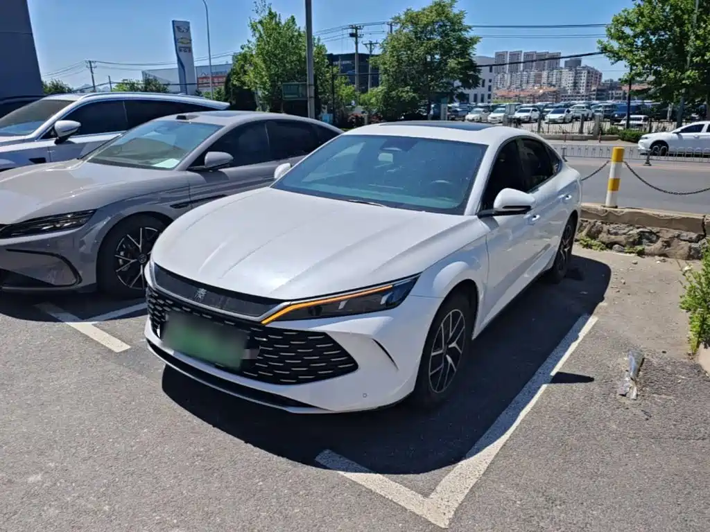 BYD Qin L 2024 DM-i 120KM Superior Edition