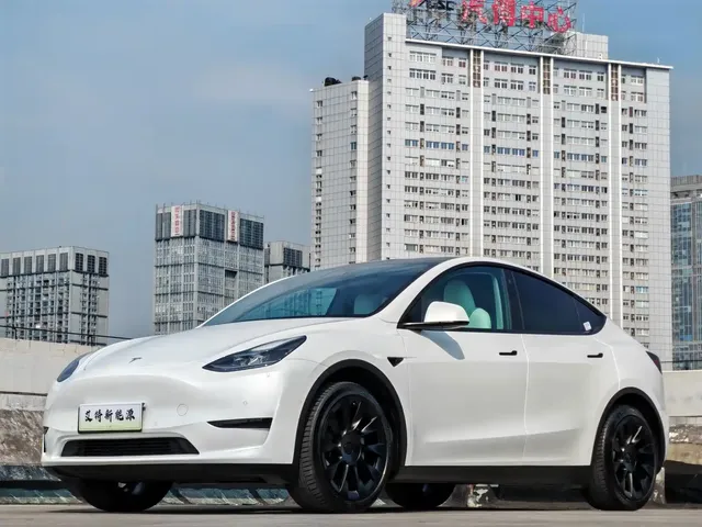 Tesla Model Y 2022 Facelift Rear-Wheel Drive Version