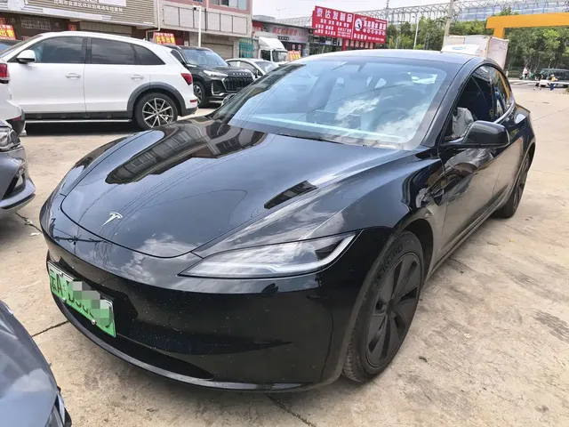 Tesla Model 3 2023 Rear-Wheel Drive