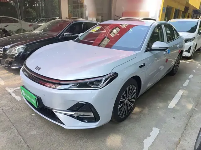 Geely Galaxy A7 2025 EM-i
