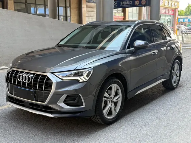 Audi Q3 2022 35 TFSI Fashion Elegance